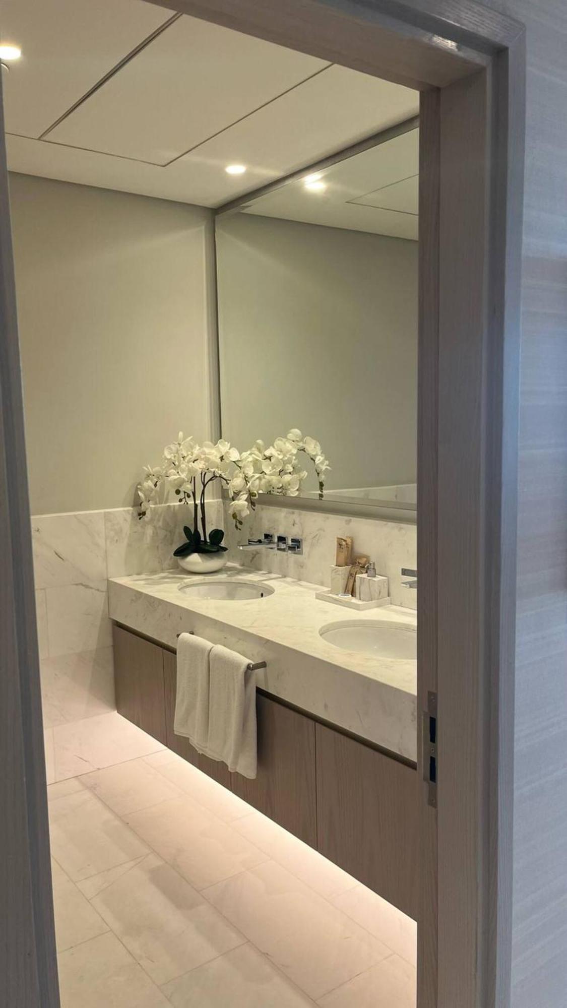 Apartment Exquisite - Highest At The Palm Tower